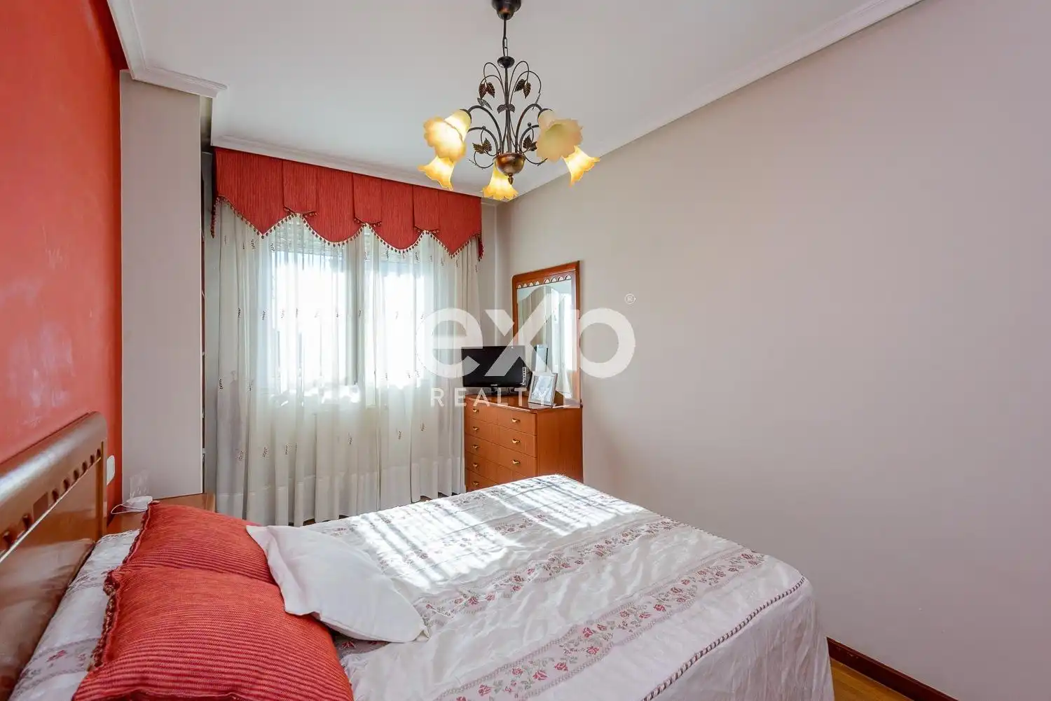 Bedroom of Flat for sale in Oviedo   with Heating, Storage room and Furnished