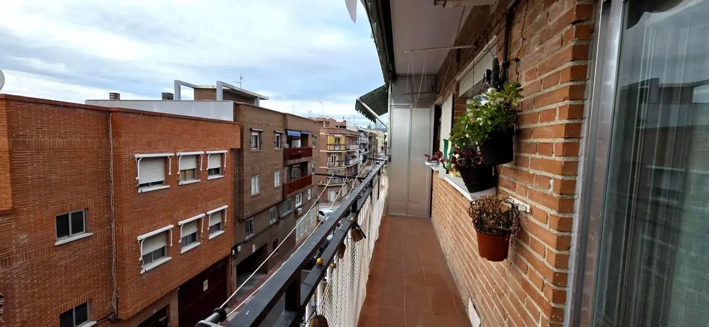 Piso en venta en Sevilla, Santa Bárbara - La Zaporra