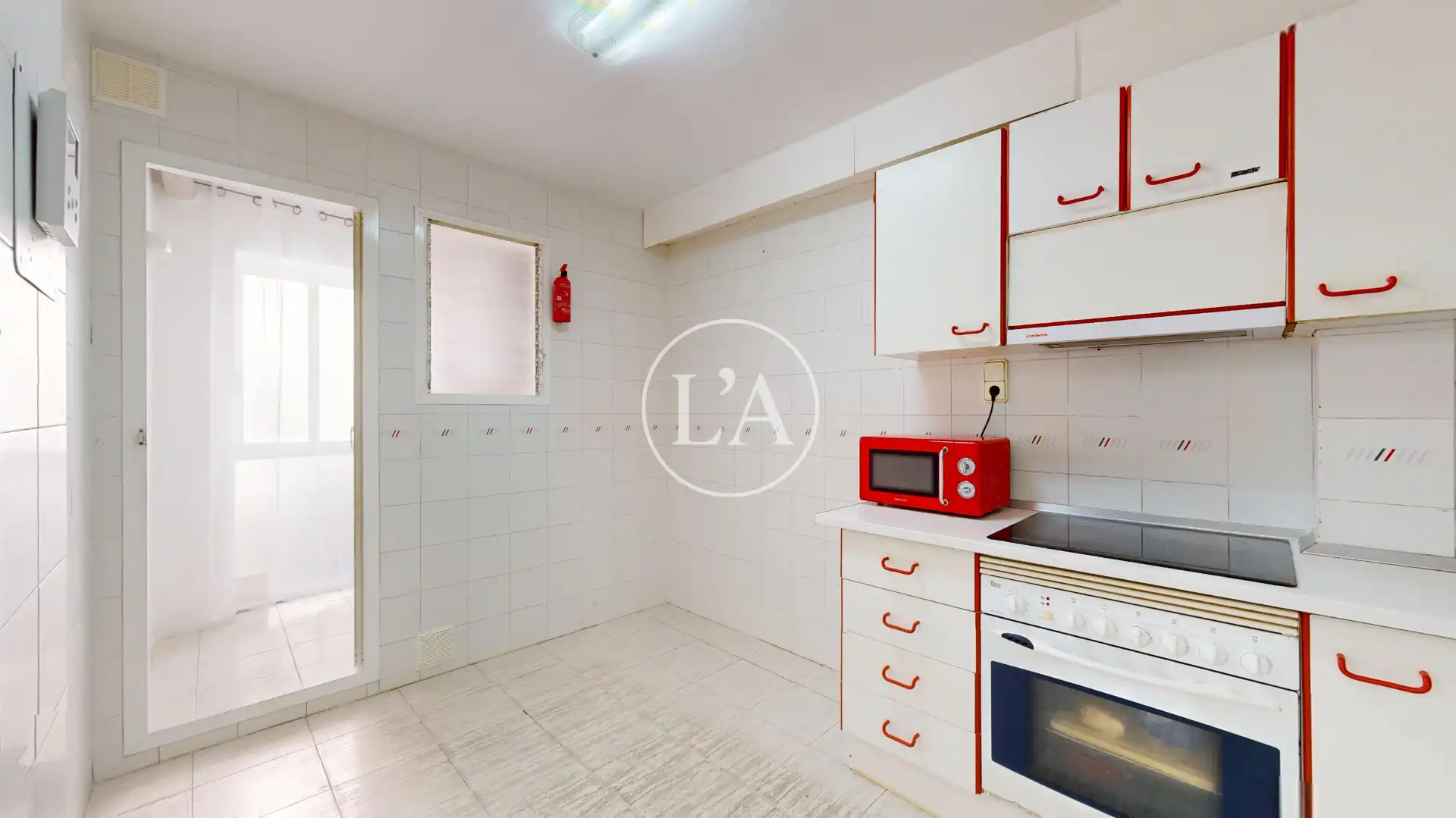 Küche von Wohnung zum Verkauf in Cambrils mit Klimaanlage, Heizung und Terrasse