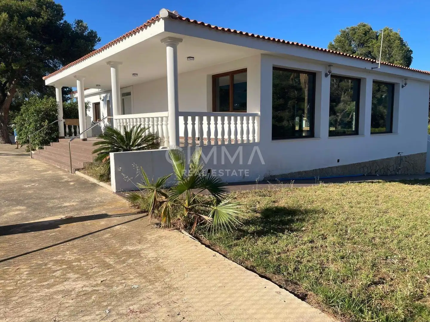 Vista exterior de Casa o chalet en venta en La Nucia con Aire acondicionado, Calefacción y Jardín privado