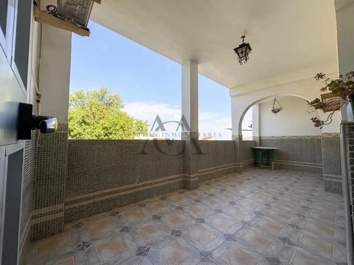 Terraza de Casa o chalet en venta en Lucena