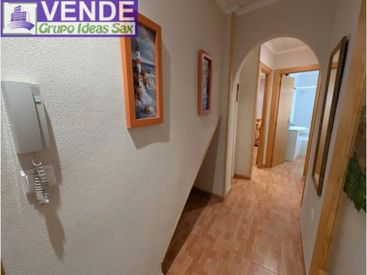 Casa adosada en venta en Sax con Terraza
