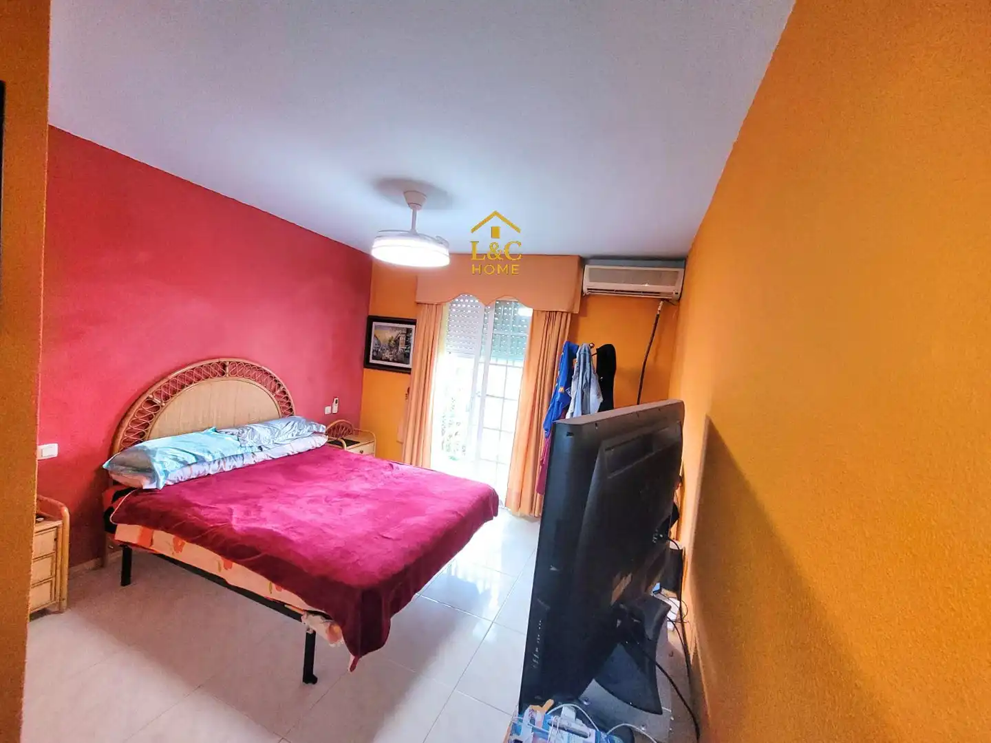 Dormitori de Casa adosada en venda en Morata de Tajuña amb Aire condicionat, Calefacció i Jardí privat