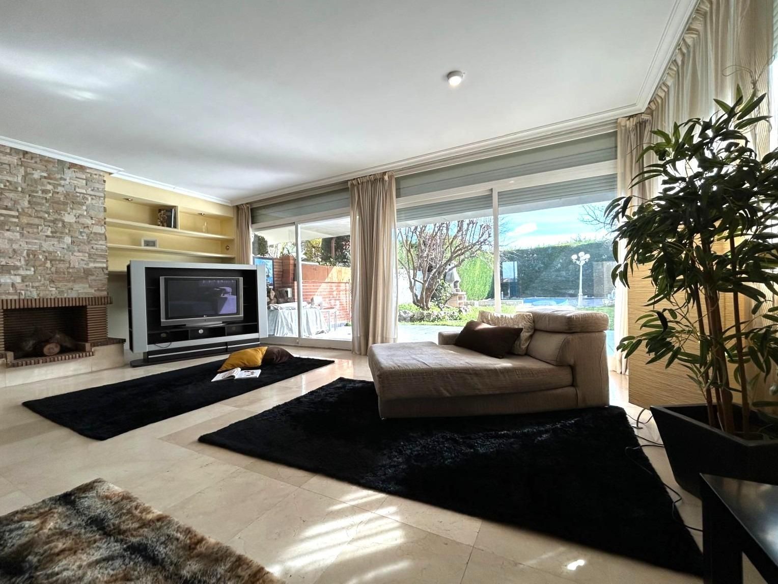 Casa adosada en venda a Calle EUCALIPTOS LOS, Urbanizaciones