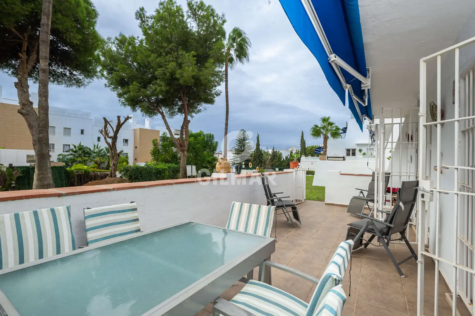 Terrassa de Apartament en venda en Marbella amb Jardí privat, Traster i Piscina