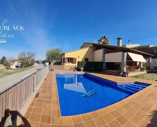 Swimming pool of House or chalet for sale in Bellcaire d'Empordà  with Air Conditioner, Terrace and Swimming Pool