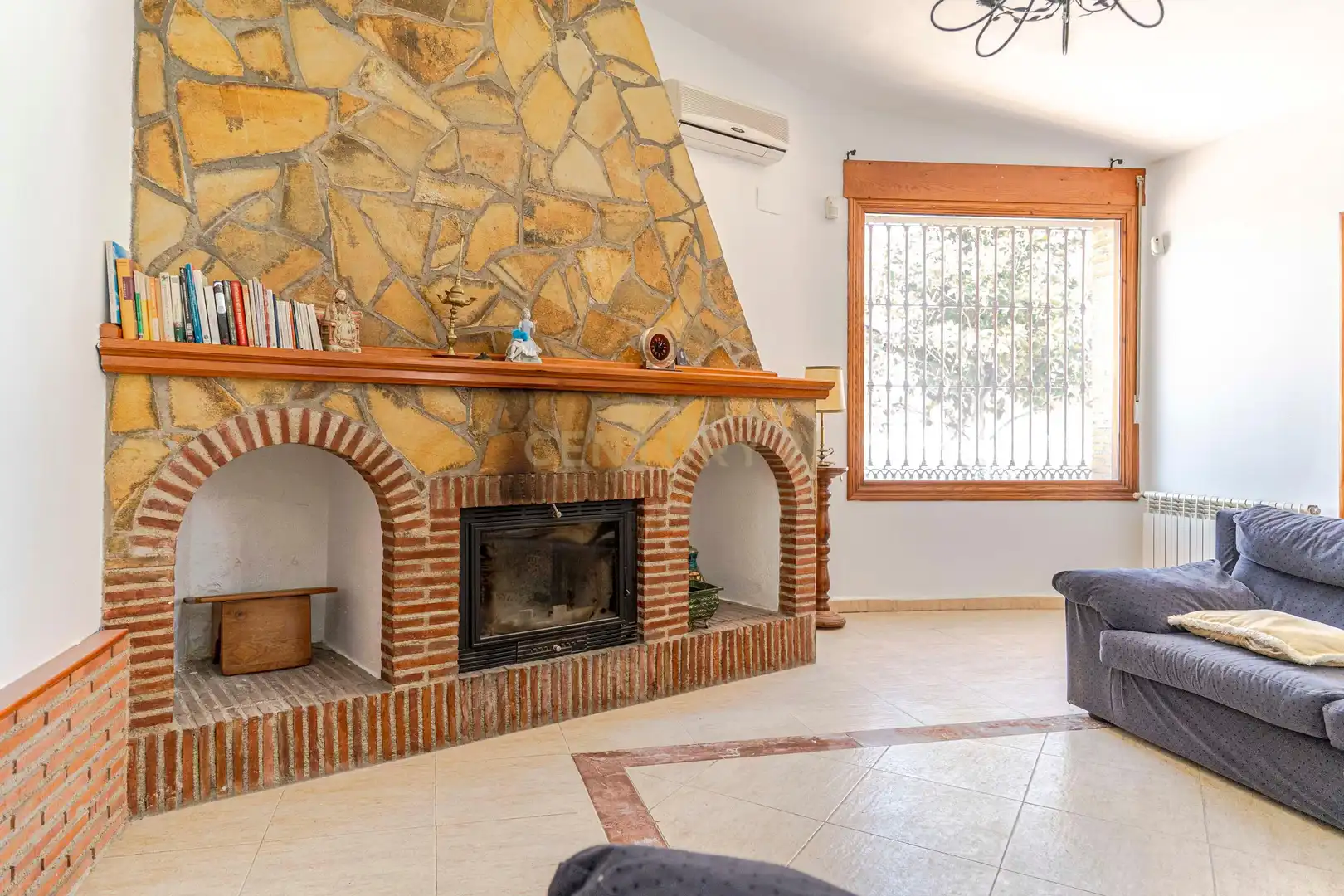 Casa o xalet en venda en Granada amb Aire condicionat, Jardí privat i Traster