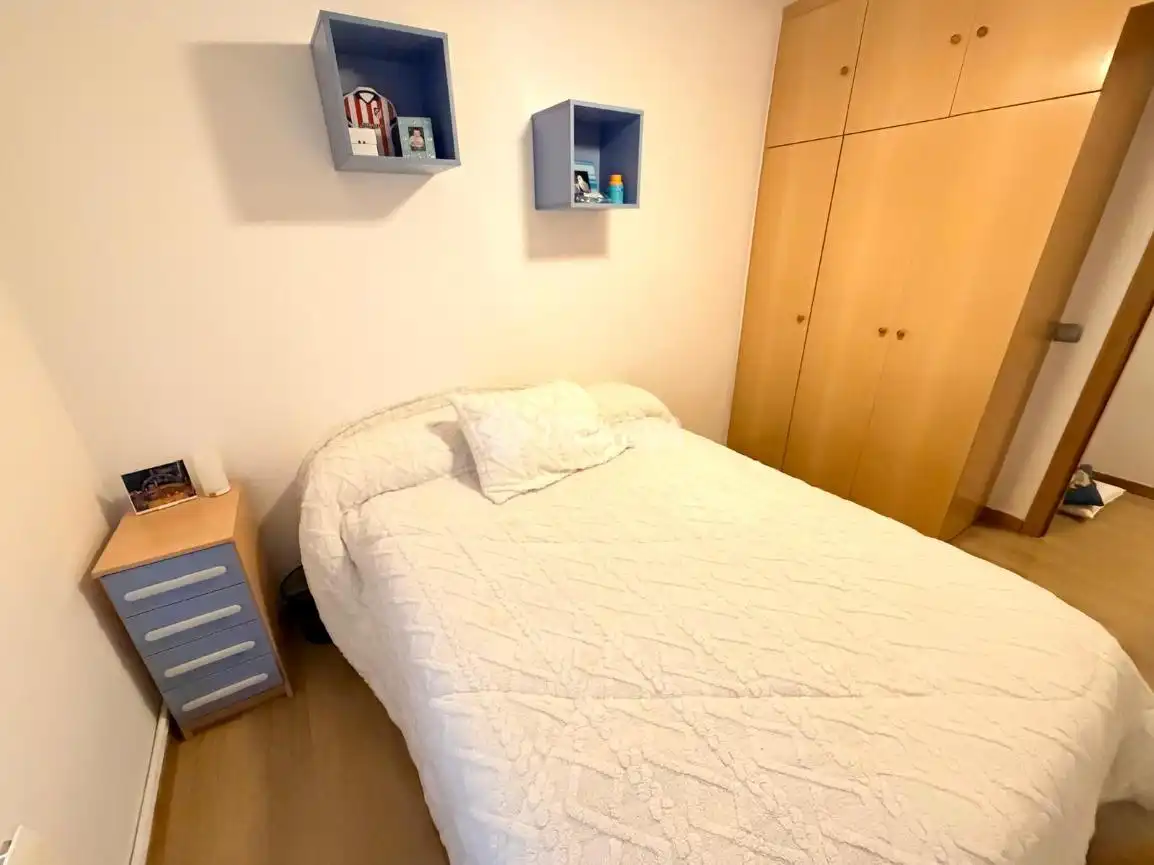 Dormitori de Pis en venda en Pinto amb Calefacció, Terrassa i Moblat