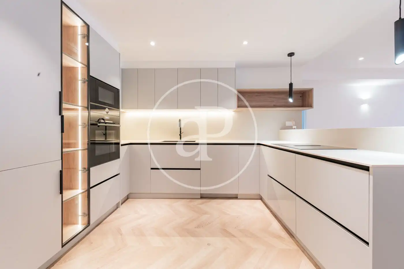Cocina de Piso de alquiler en Madrid con Aire acondicionado, Calefacción y Se aceptan mascotas