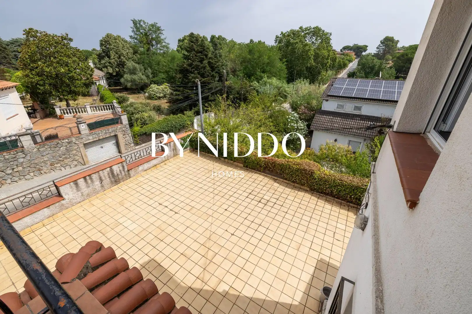 Jardí de Casa o xalet en venda en Sant Cugat del Vallès amb Jardí privat, Terrassa i Traster