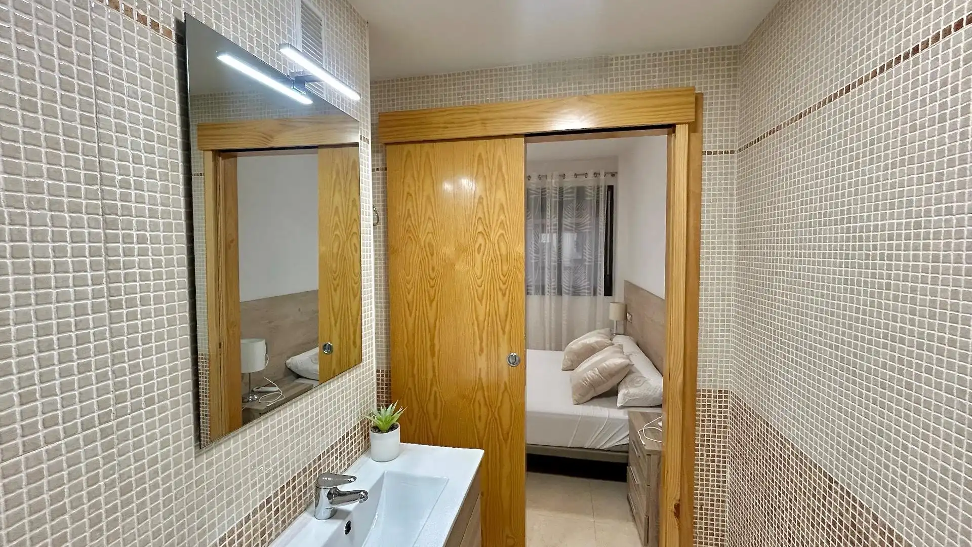 Appartamento con terrazza in vendita a Calle Calle de las Higueras, 95, imagen 49