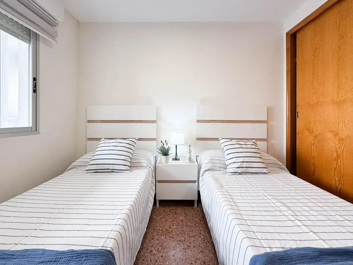Habitación de Apartamento de alquiler en Playa de Gandia