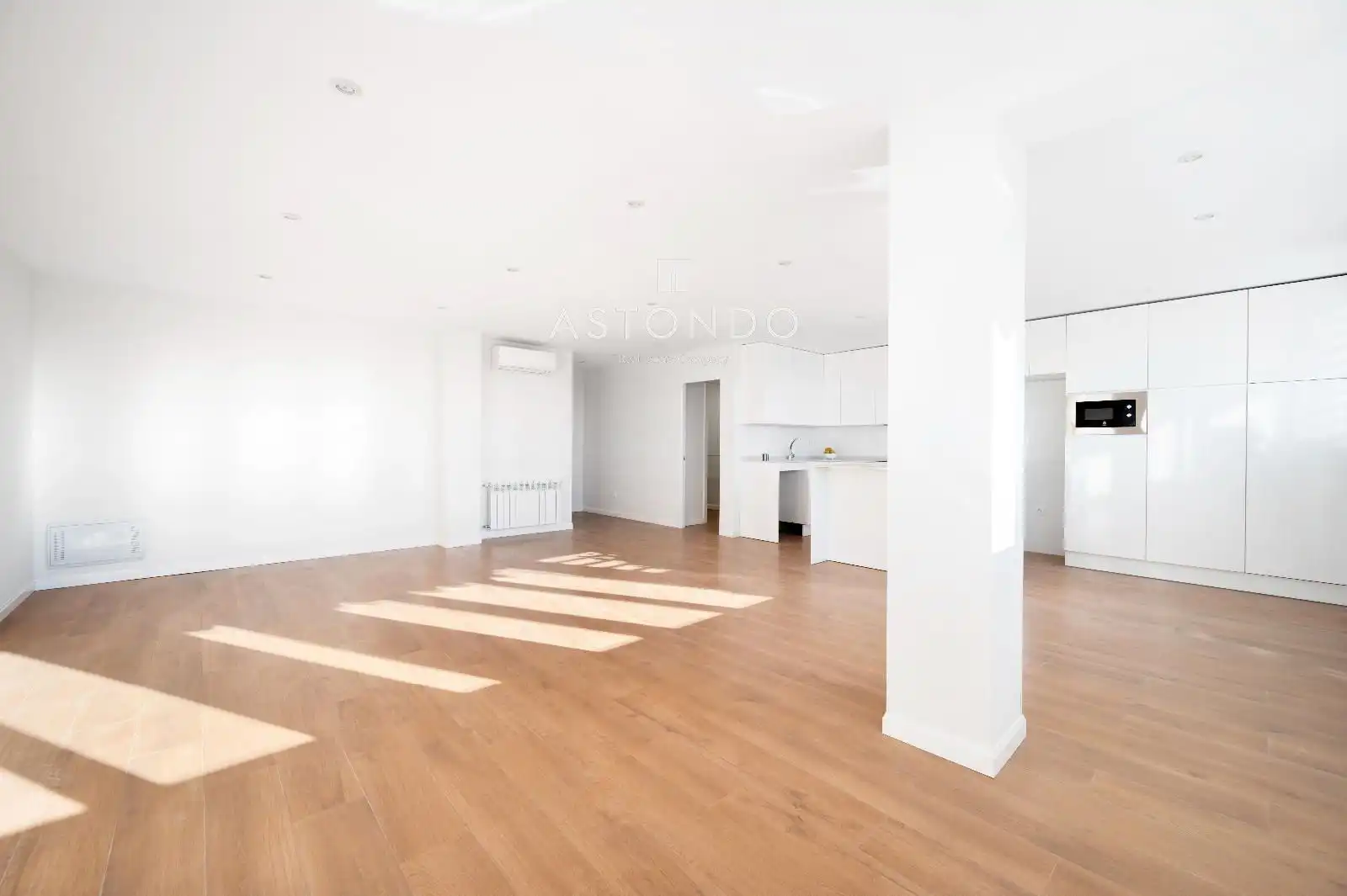 Sala de estar de Piso de alquiler en Madrid con Aire acondicionado, Calefacción y Piscina