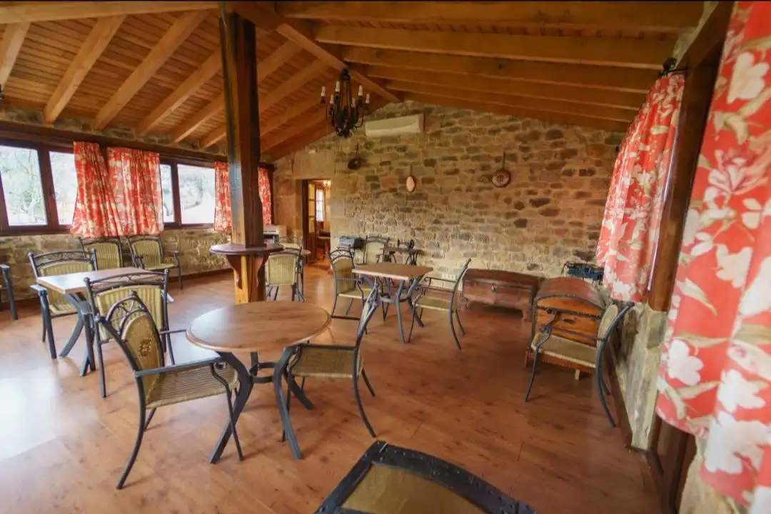 Country house zum Verkauf in Santiurde de Toranzo