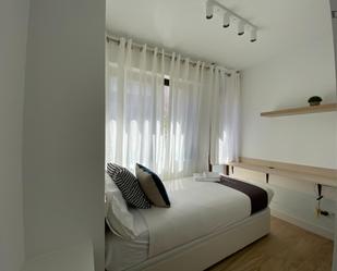 Bedroom of House or chalet to share in  Madrid Capital  with Air Conditioner