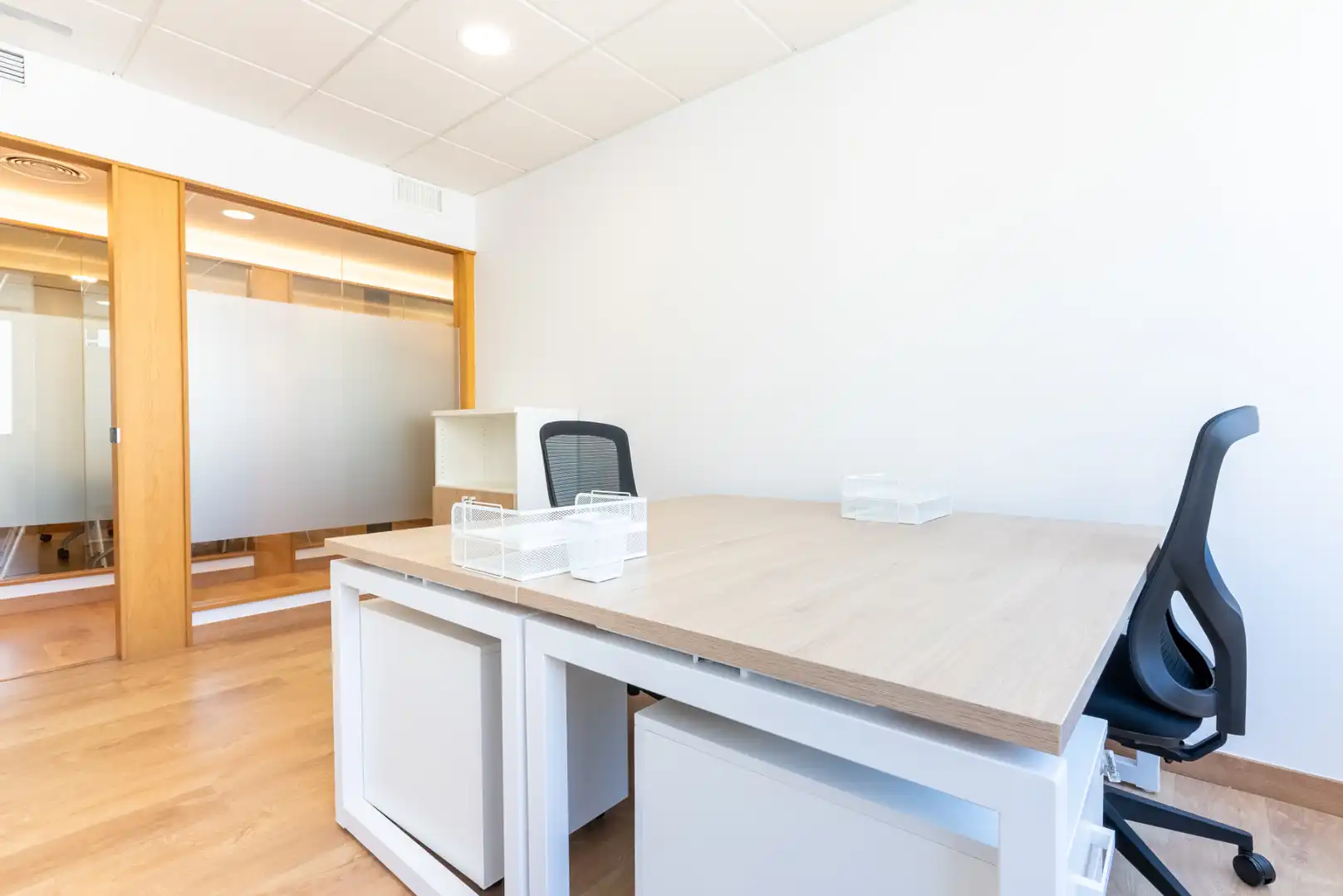 Büro zur Miete in Málaga mit Klimaanlage, Heizung und Möbliert