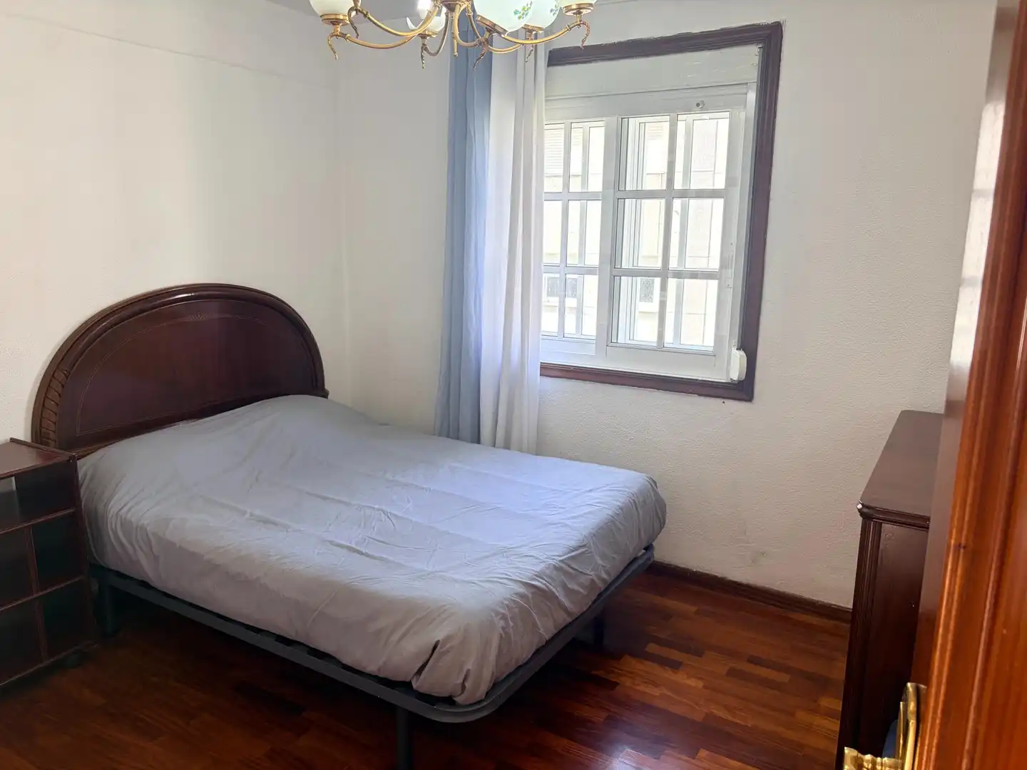 Habitación de Piso en venta en Vigo  con Amueblado