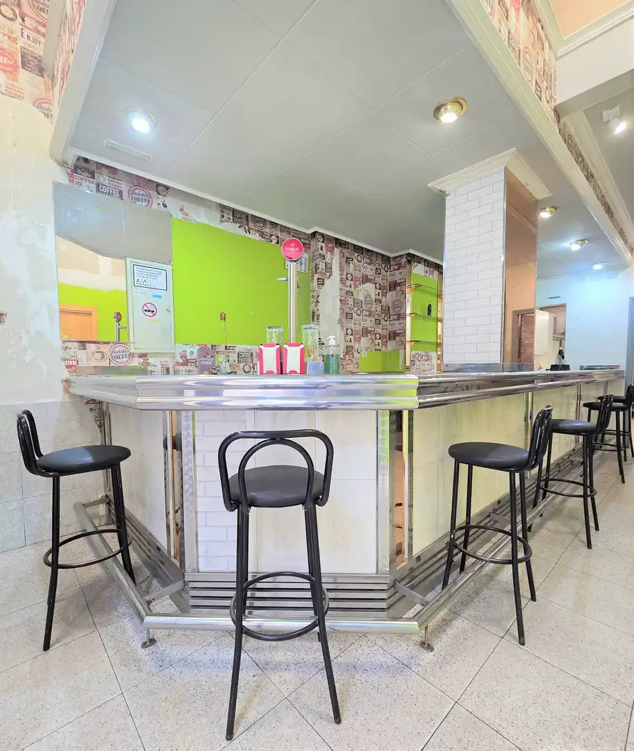 Gewerbefläche zum Verkauf in Calle RAMON J.SENDER, imagen 7