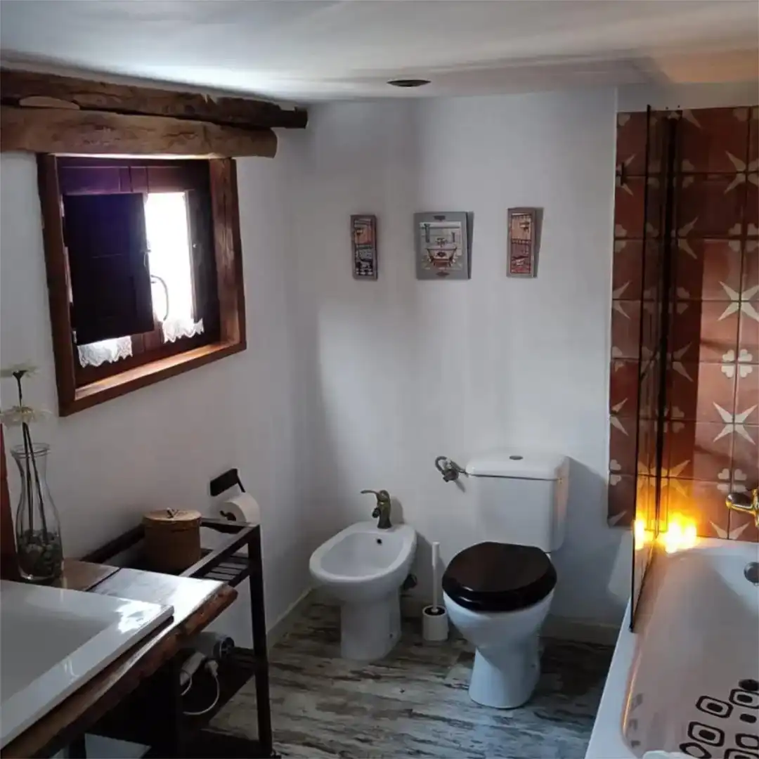 Bany de Finca rústica en venda en Mieres (Asturias) amb Balcó