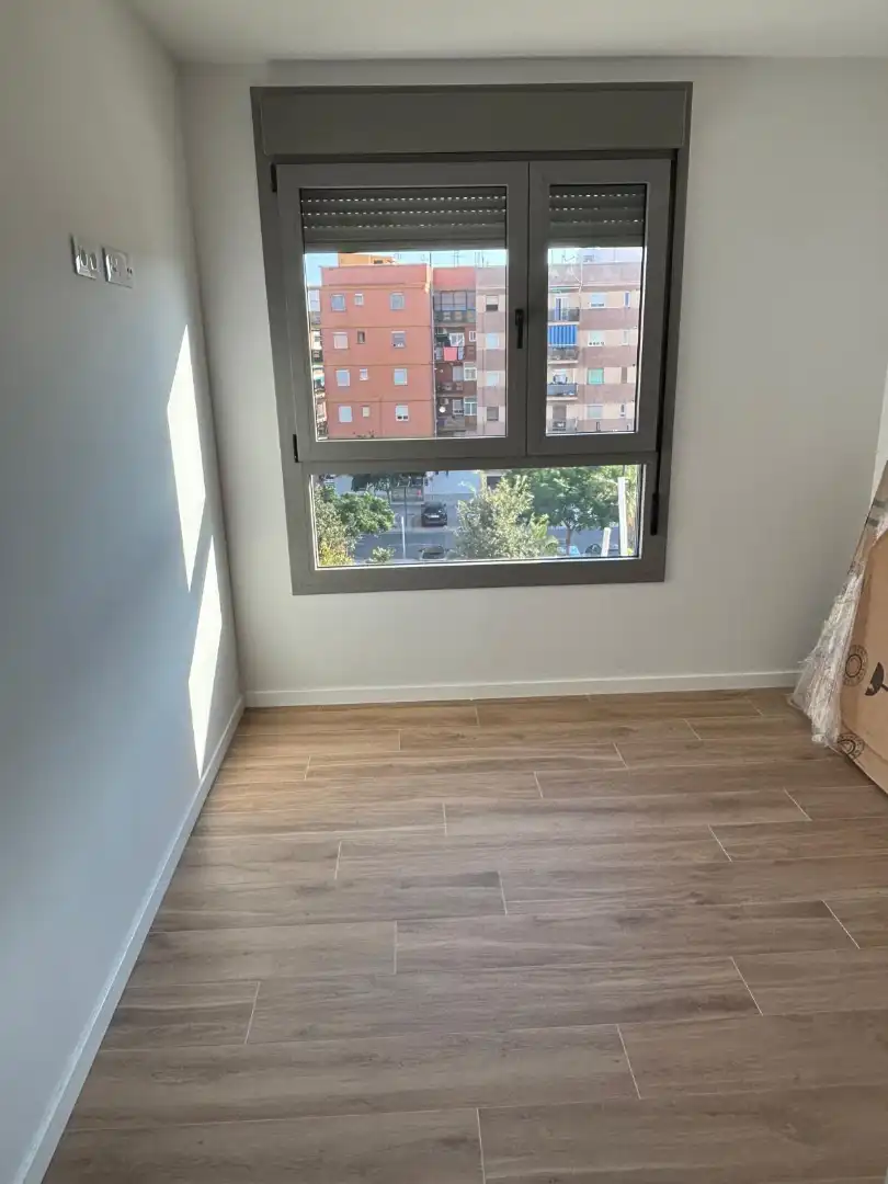 Habitación de Piso de alquiler en Quart de Poblet con Aire acondicionado, Calefacción y Trastero