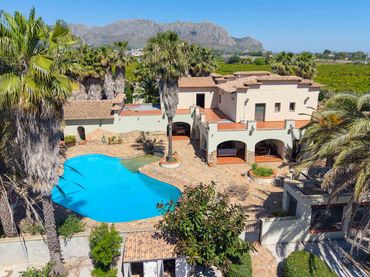 Casa amb balcó en venda a Ondara