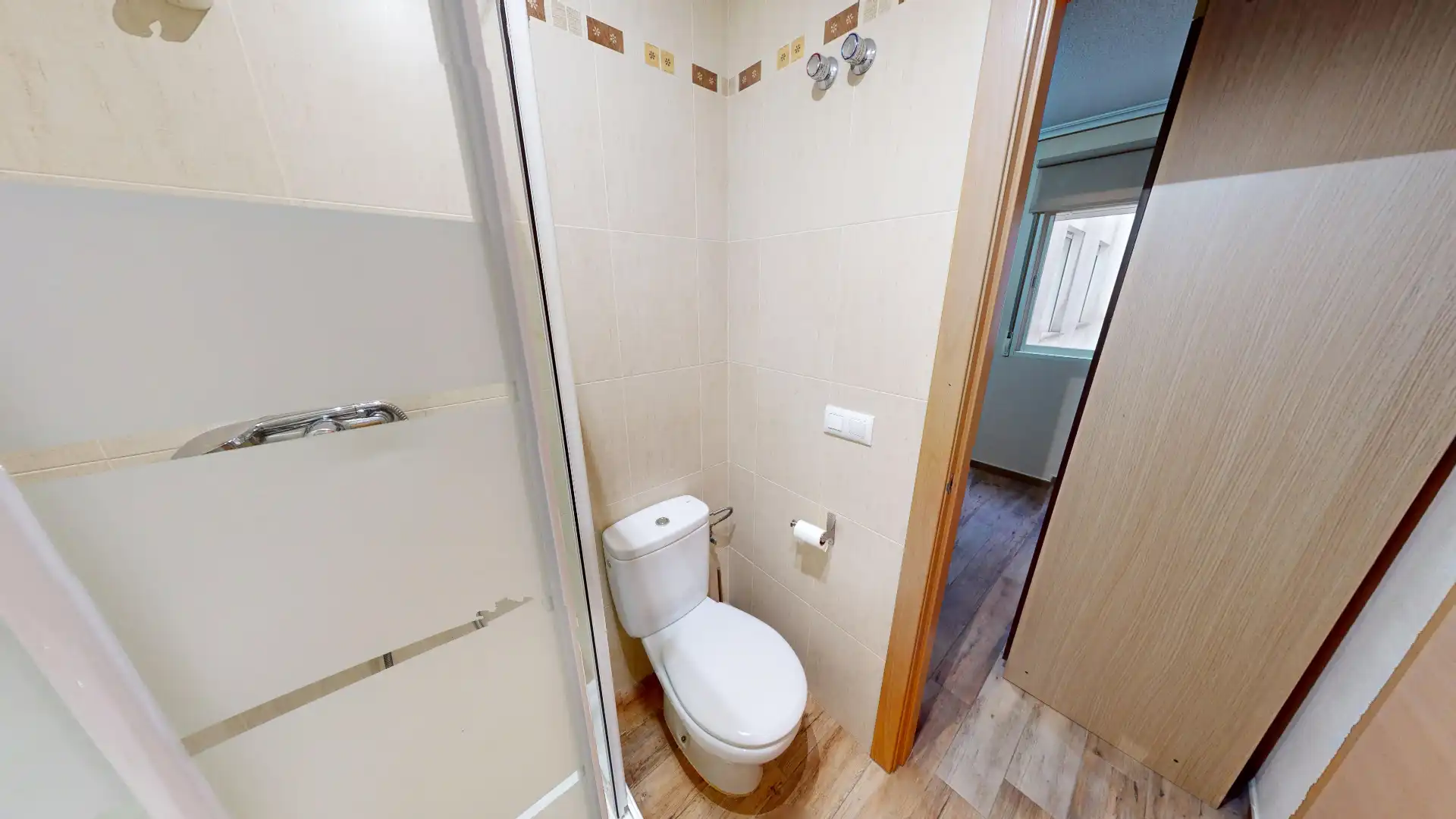 Baño de Piso en venta en Elche / Elx con Aire acondicionado, Calefacción y Terraza
