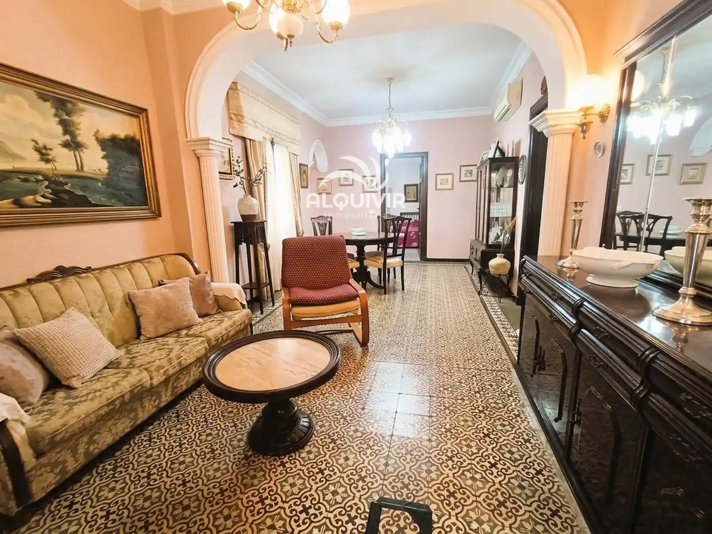 Sala de estar de Edificio en venta en Sevilla