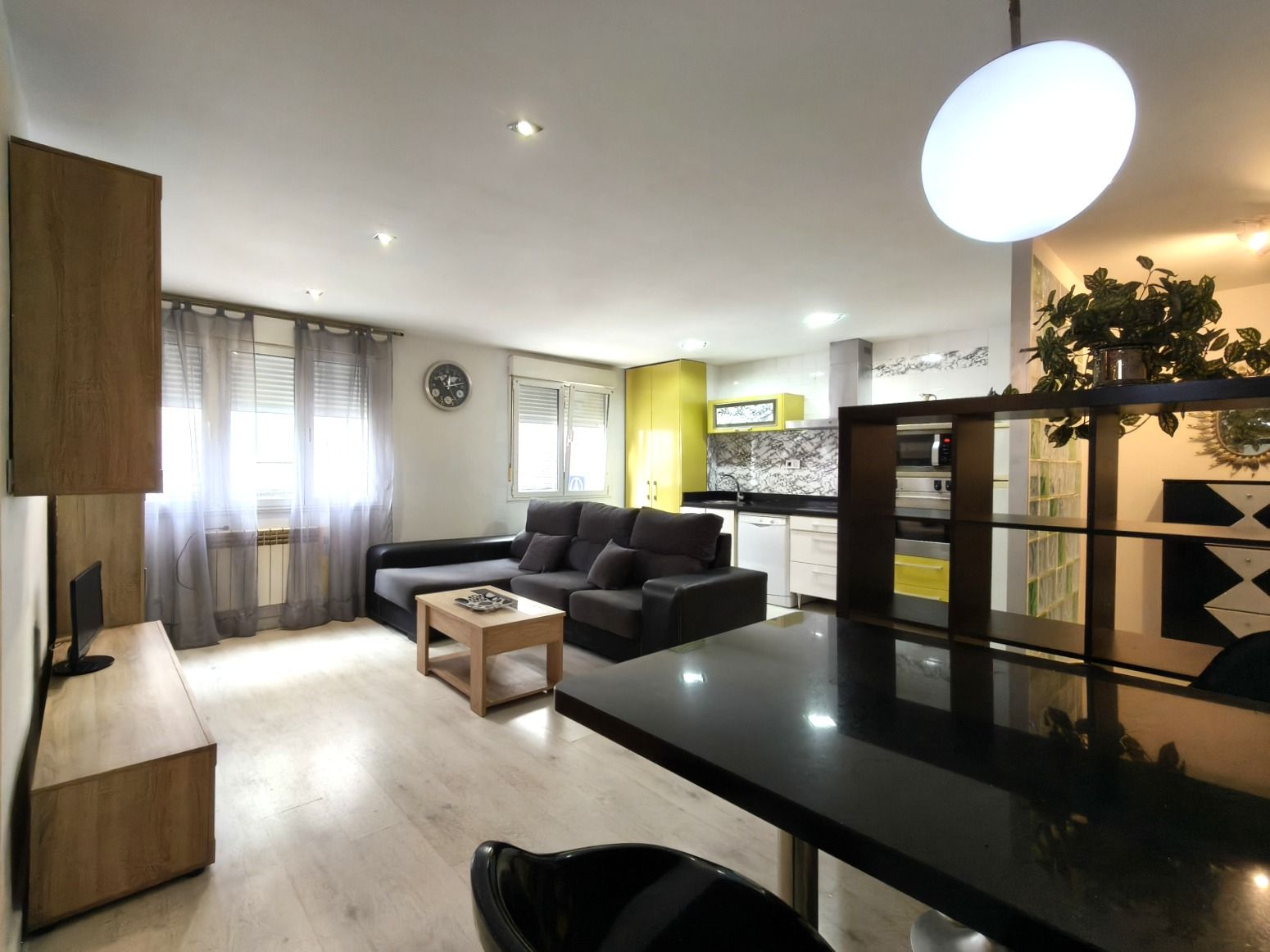 Living room of Flat for sale in Gijón   with Heating, Storage room and Furnished