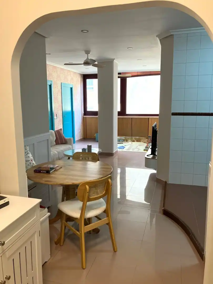 Sala de estar de Piso de alquiler en Santander con Calefacción y Amueblado