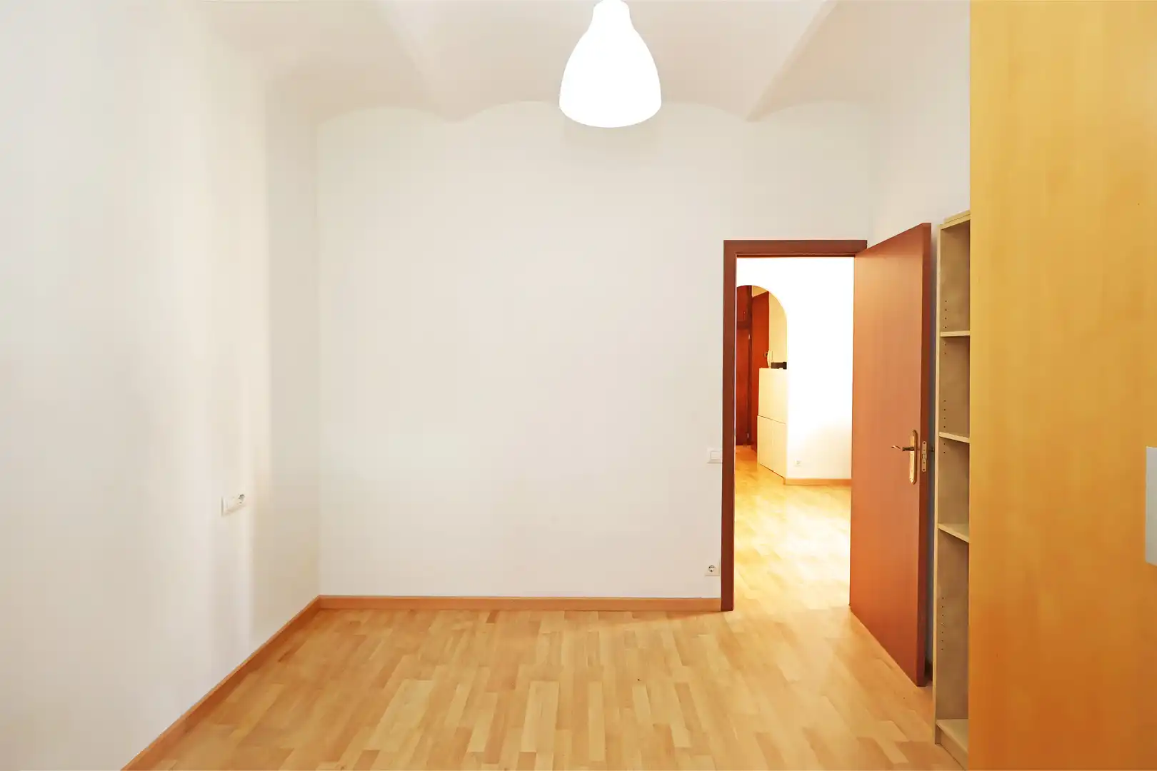 Flat for sale in Carrer de Càceres, Sants