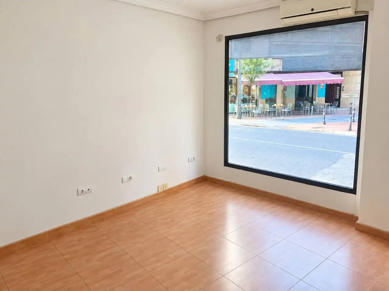 Local comercial en alquiler en Carretera Gabriel Císcar, imagen 9