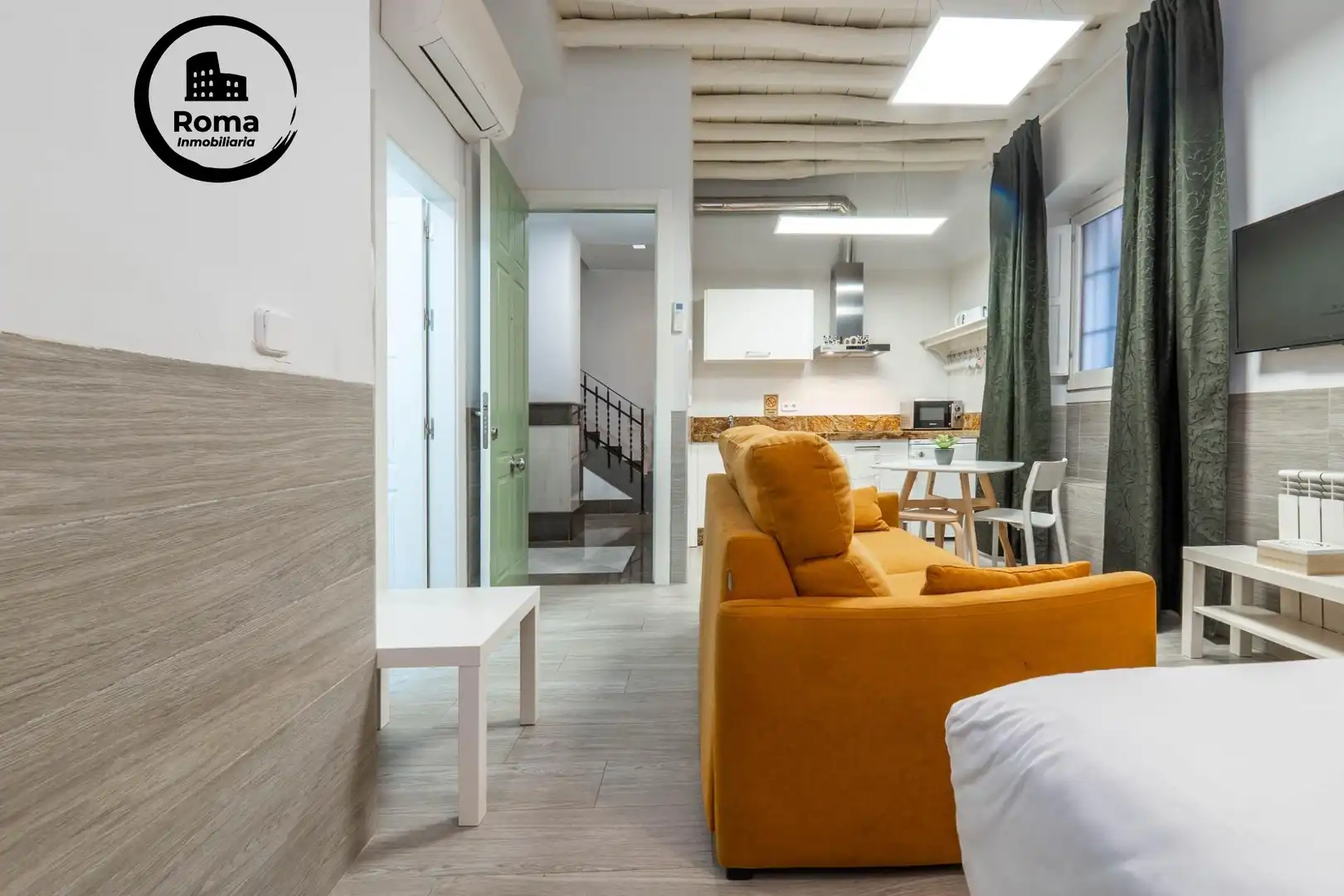 Living room of Houses for sale in Granada  with Air Conditioner, Heating and Furnished