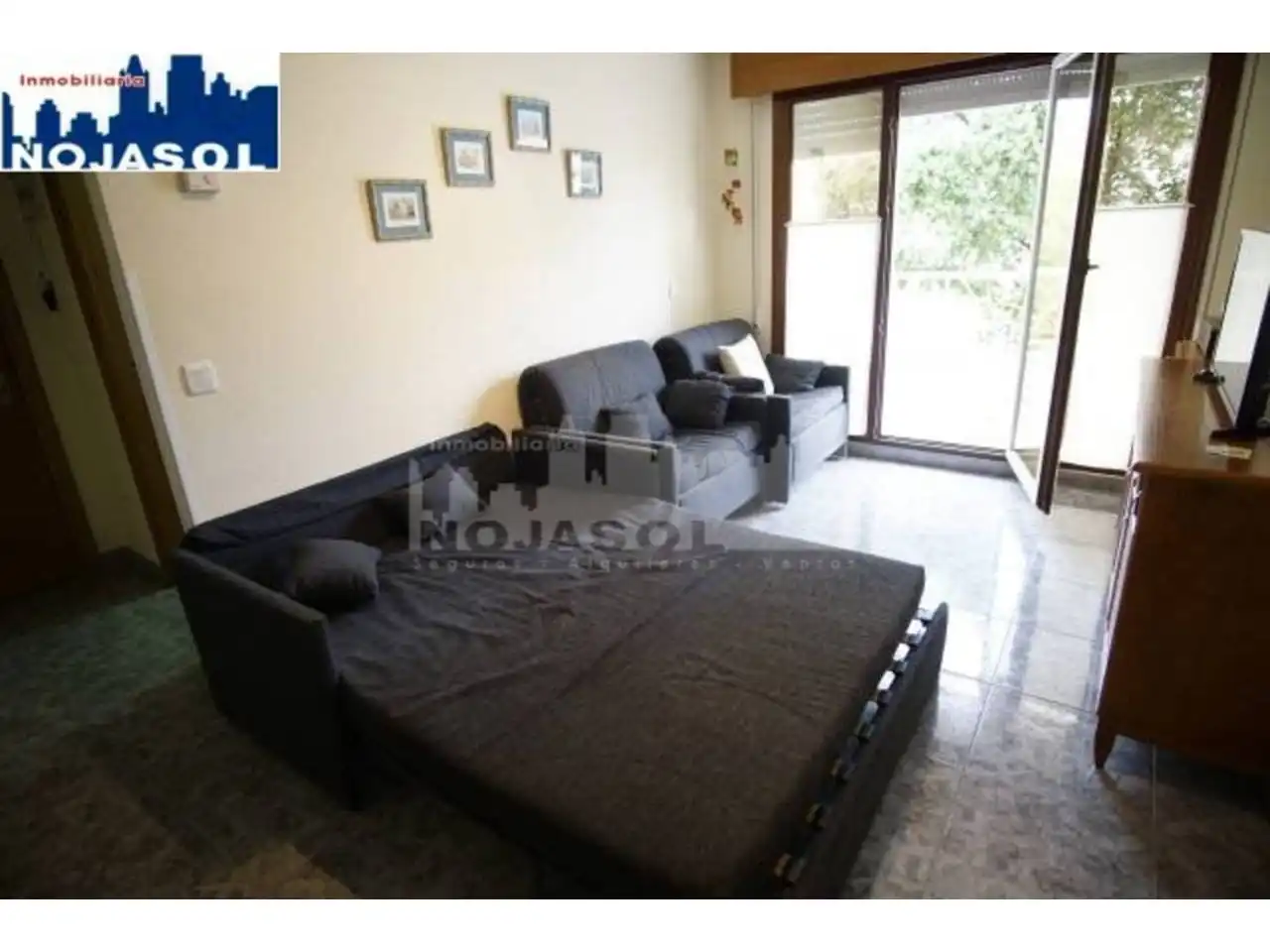 Sala de estar de Apartamento de alquiler en Noja con Calefacción, Terraza y Amueblado
