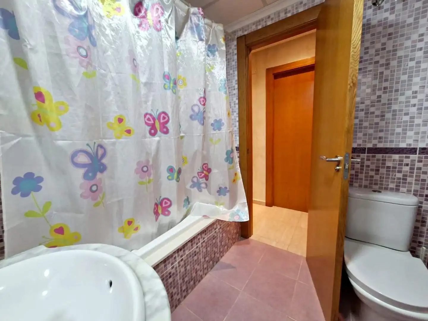 Baño de Piso en venta en Aspe con Aire acondicionado, Trastero y Balcón