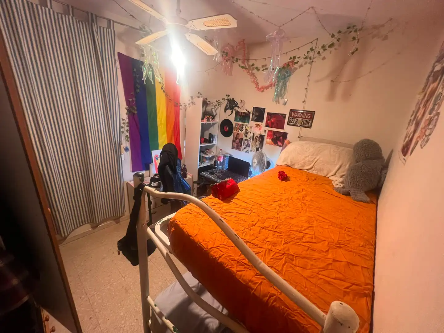 Bedroom of Flat for sale in Sevilla  with Air Conditioner, Terrace and Furnished