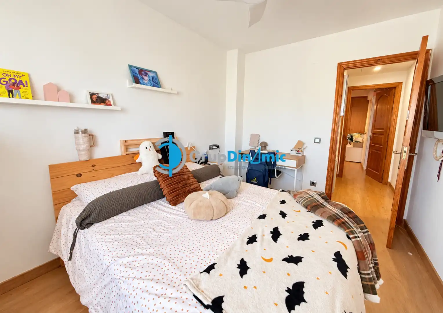 Bedroom of Duplexes for sale in Avinguda Catalunya