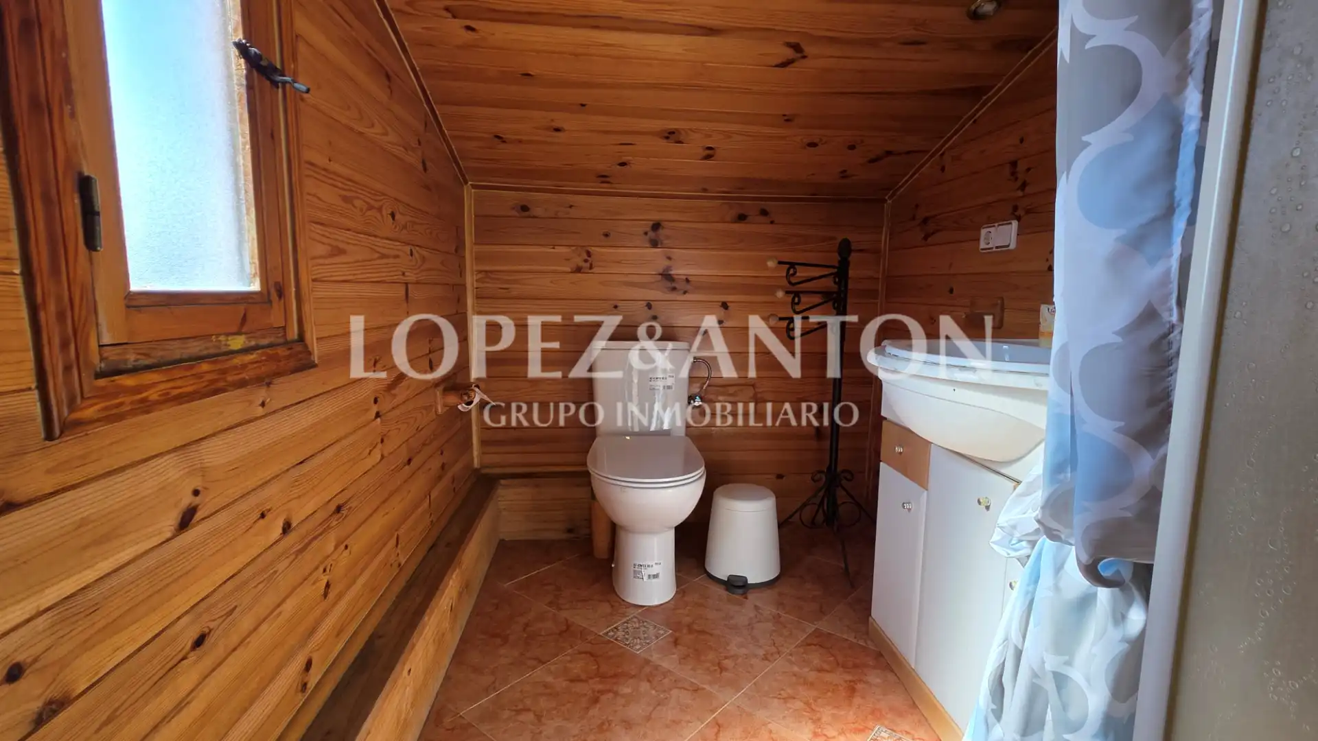 Houses for sale in L'Eliana  with Air Conditioner, Heating and Private garden