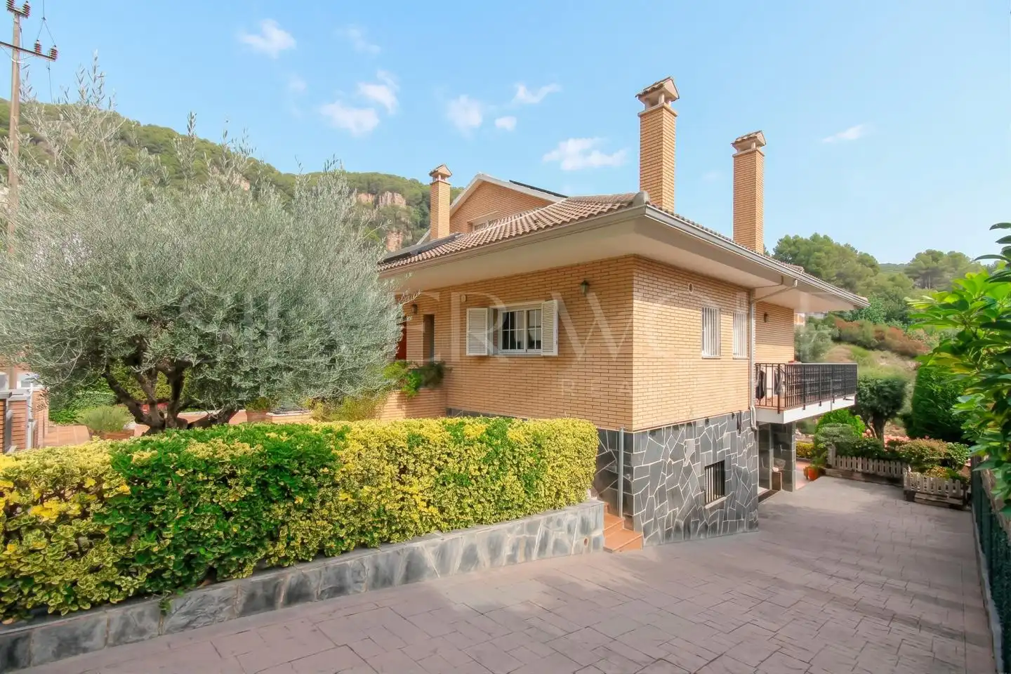 Vista exterior de Casa o chalet en venta en Vallirana, Barcelona
