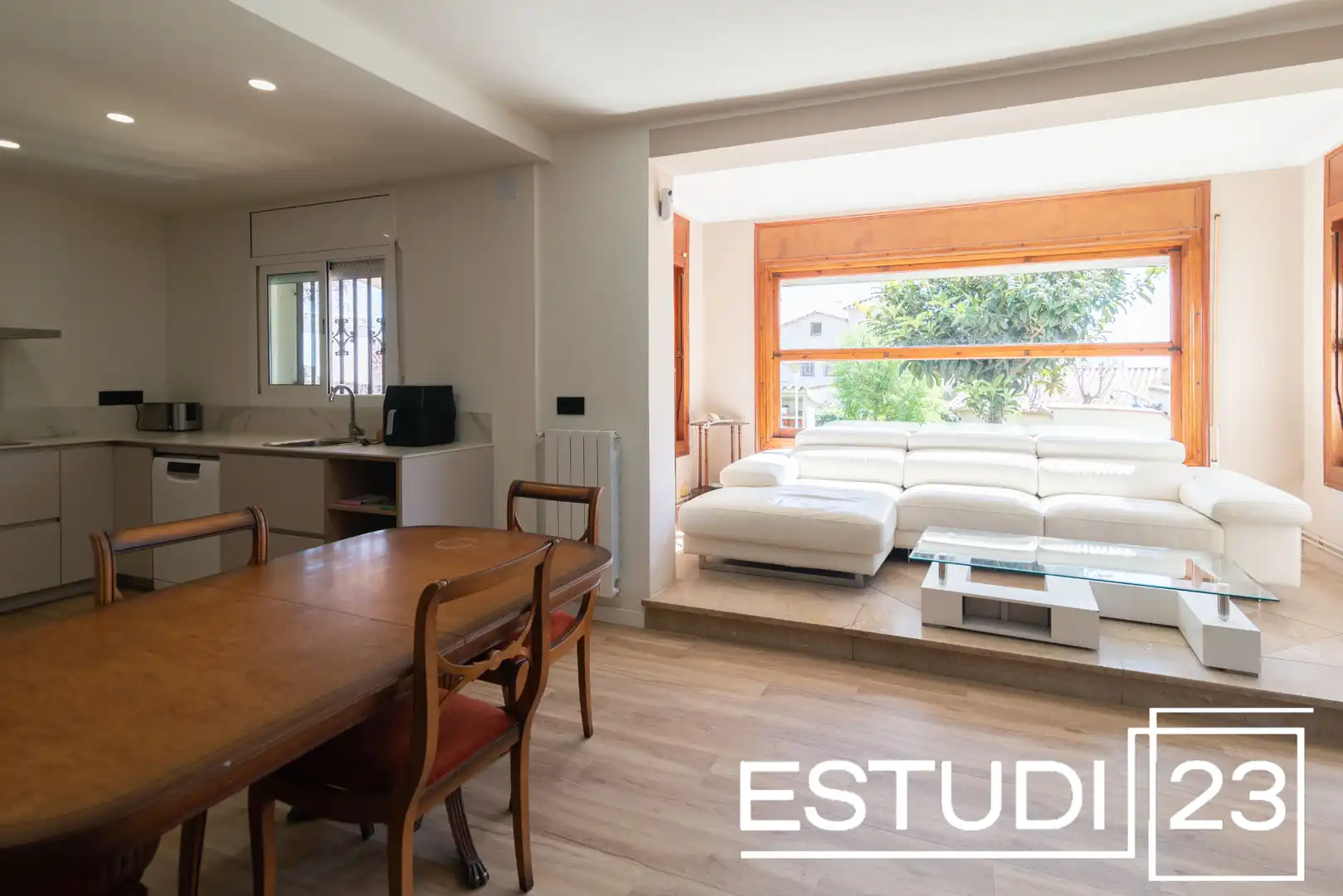 Sala de estar de Casa o chalet en venta en Vilassar de Dalt con Calefacción, Jardín privado y Terraza