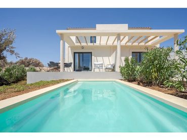 Casa bifamiliare con piscina in vendita a Calle Castellot 1