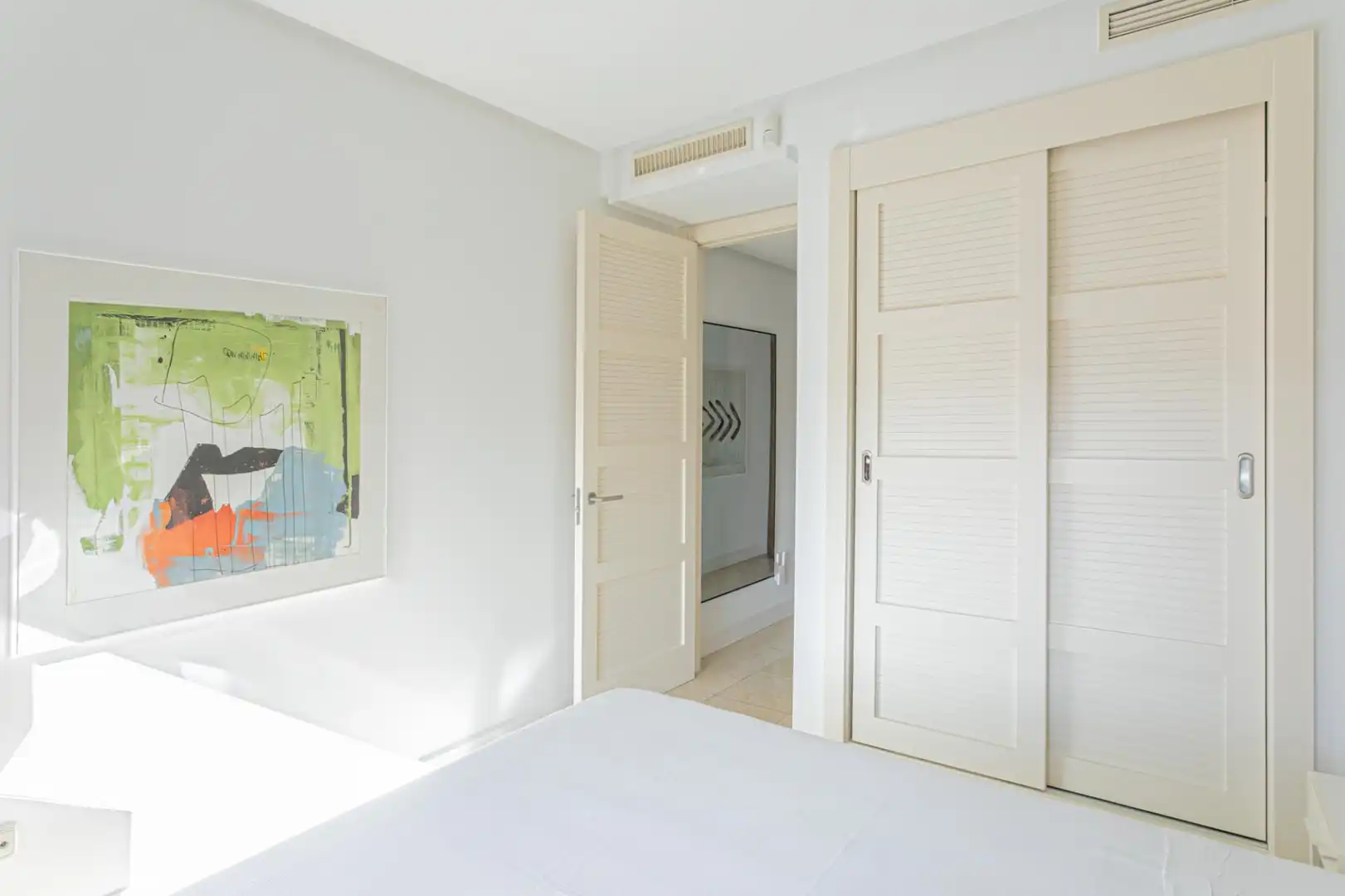 Dormitori de Apartament en venda en Chiclana de la Frontera amb Piscina comunitària