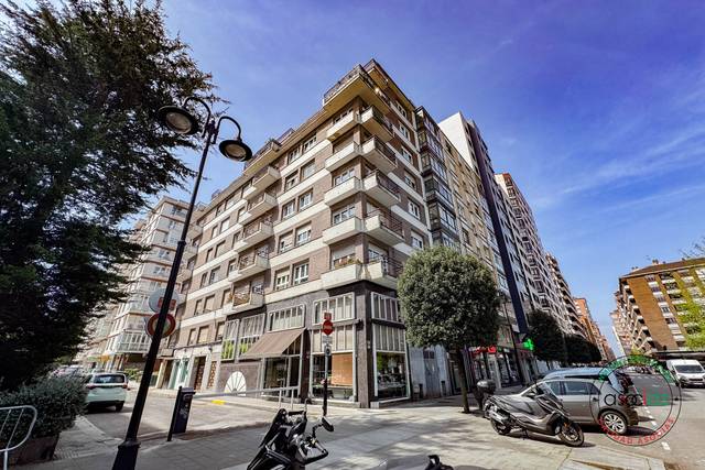 Piso en Venta en Gijón - Avenida de Torcuato Fernandez Miranda, 10 en El Bibio - Parque