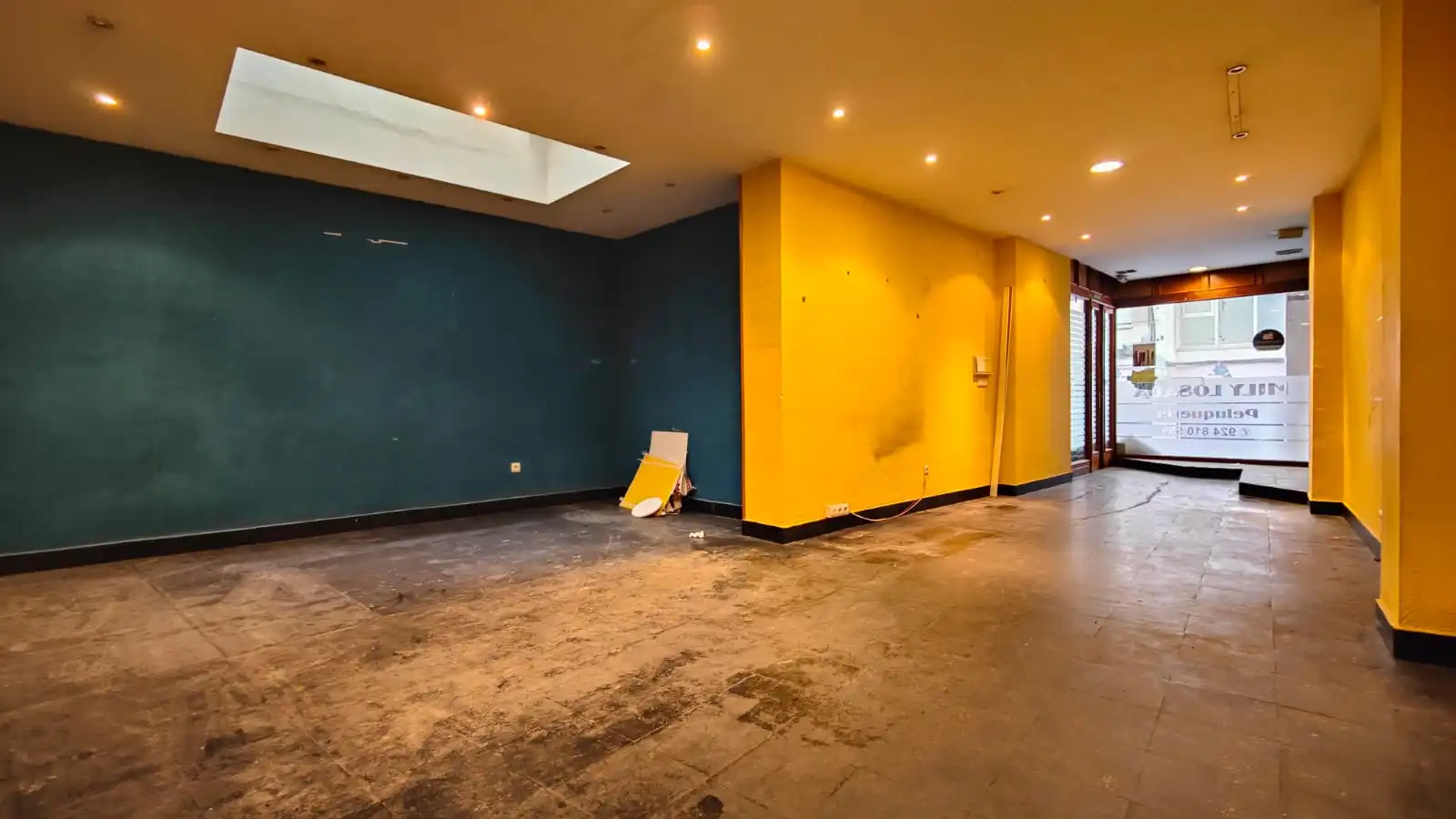 Local comercial en venda a Don Benito