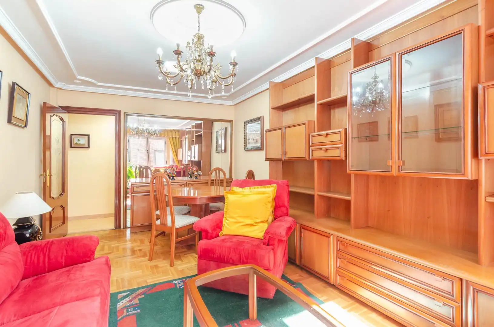 Sala d'estar de Pis en venda en Gijón  amb Calefacció i Moblat