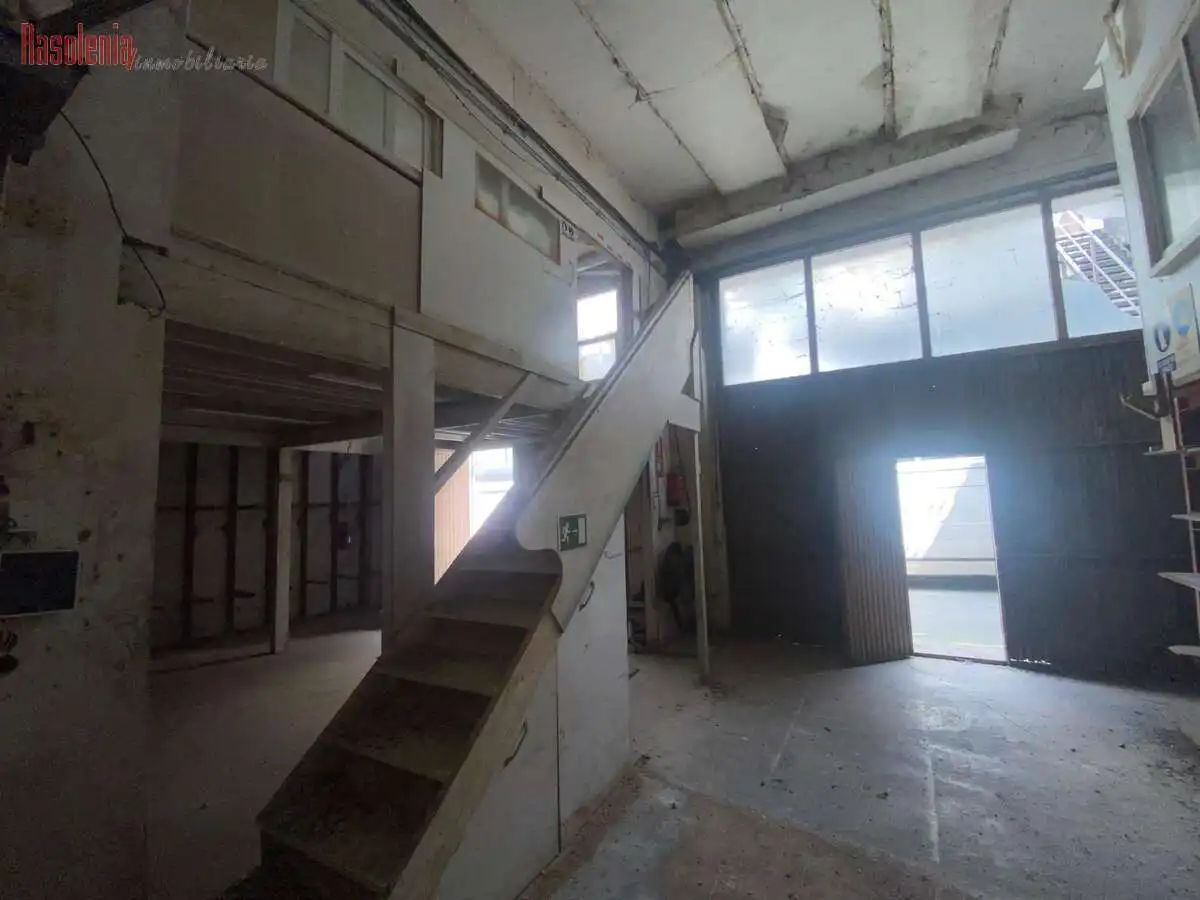 Business premises for sale in De la Merced SN, imagen 20