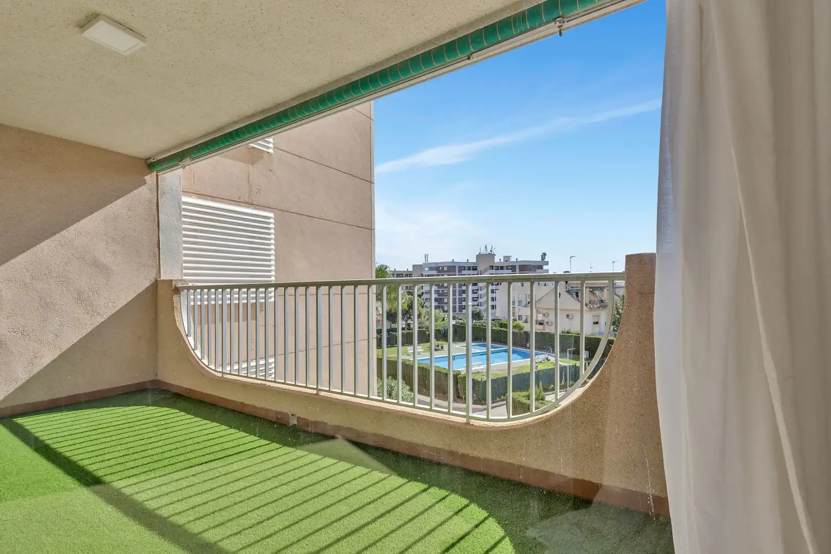 Apartamento con piscina en venta en La Zenia, imagen 3