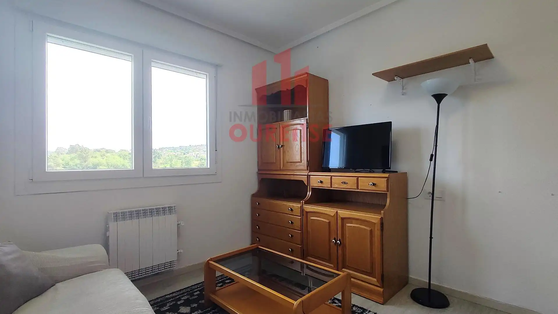 Schlafzimmer von Wohnung zur Miete in Ourense Capital  mit Heizung, Möbliert und Balkon