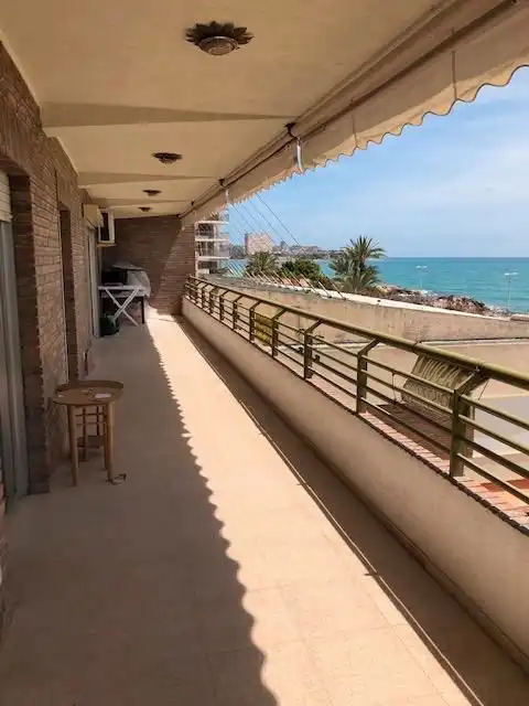 Piso con piscina en alquiler en Avenida de Villajoyosa, imagen 2