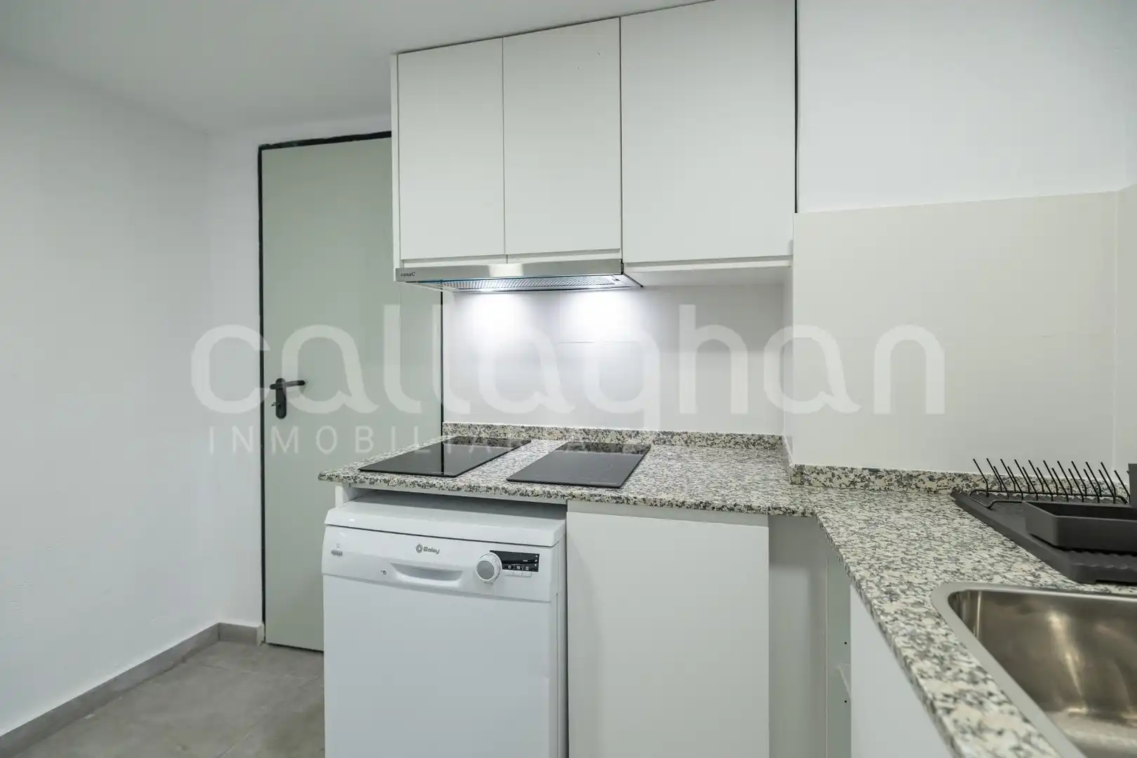 Kitchen of Buildings for sale in Valencia