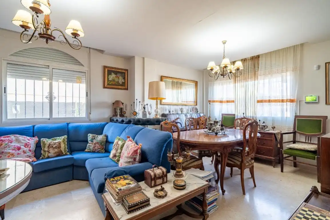 Maison jumelée à vendre à Jun, imagen 4